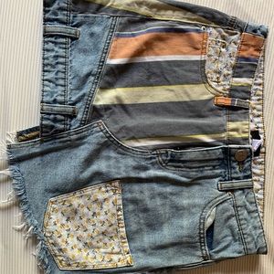 Funky denim skirt